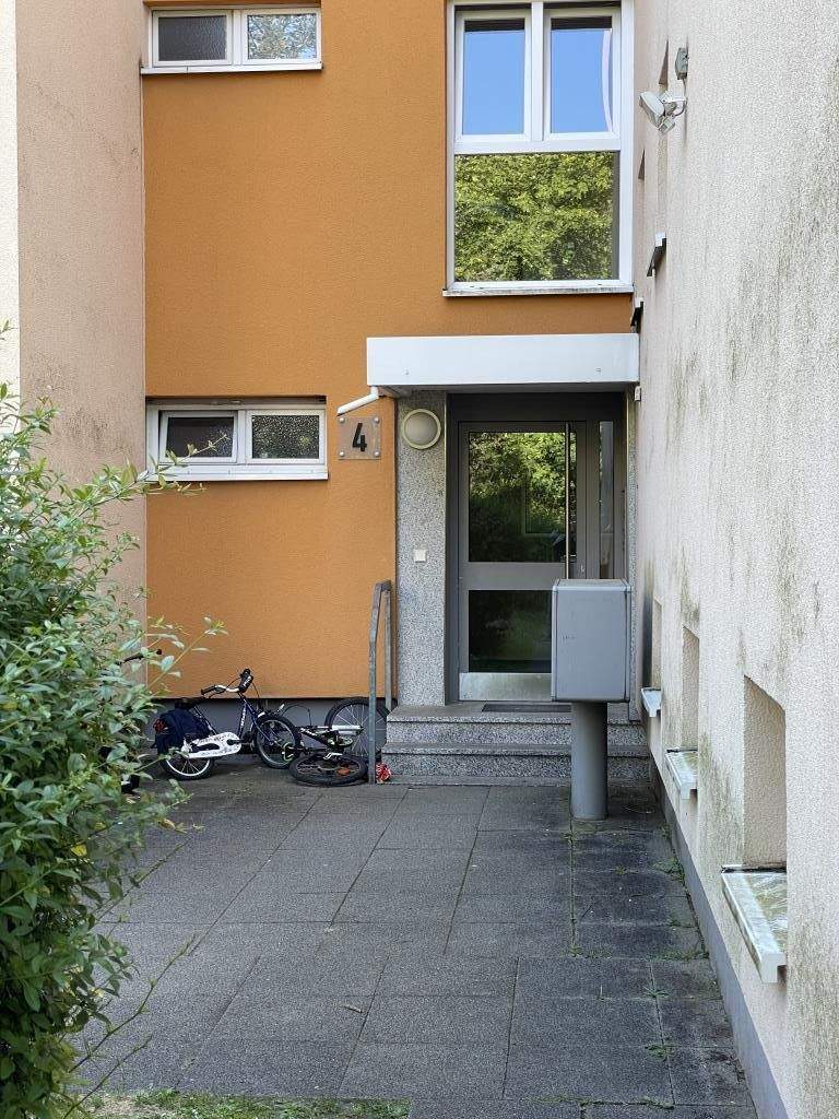 leere 4-Zi. Wohnung in Wiesbaden-Delkenheim – Wiesbaden – Vorschaubild 2