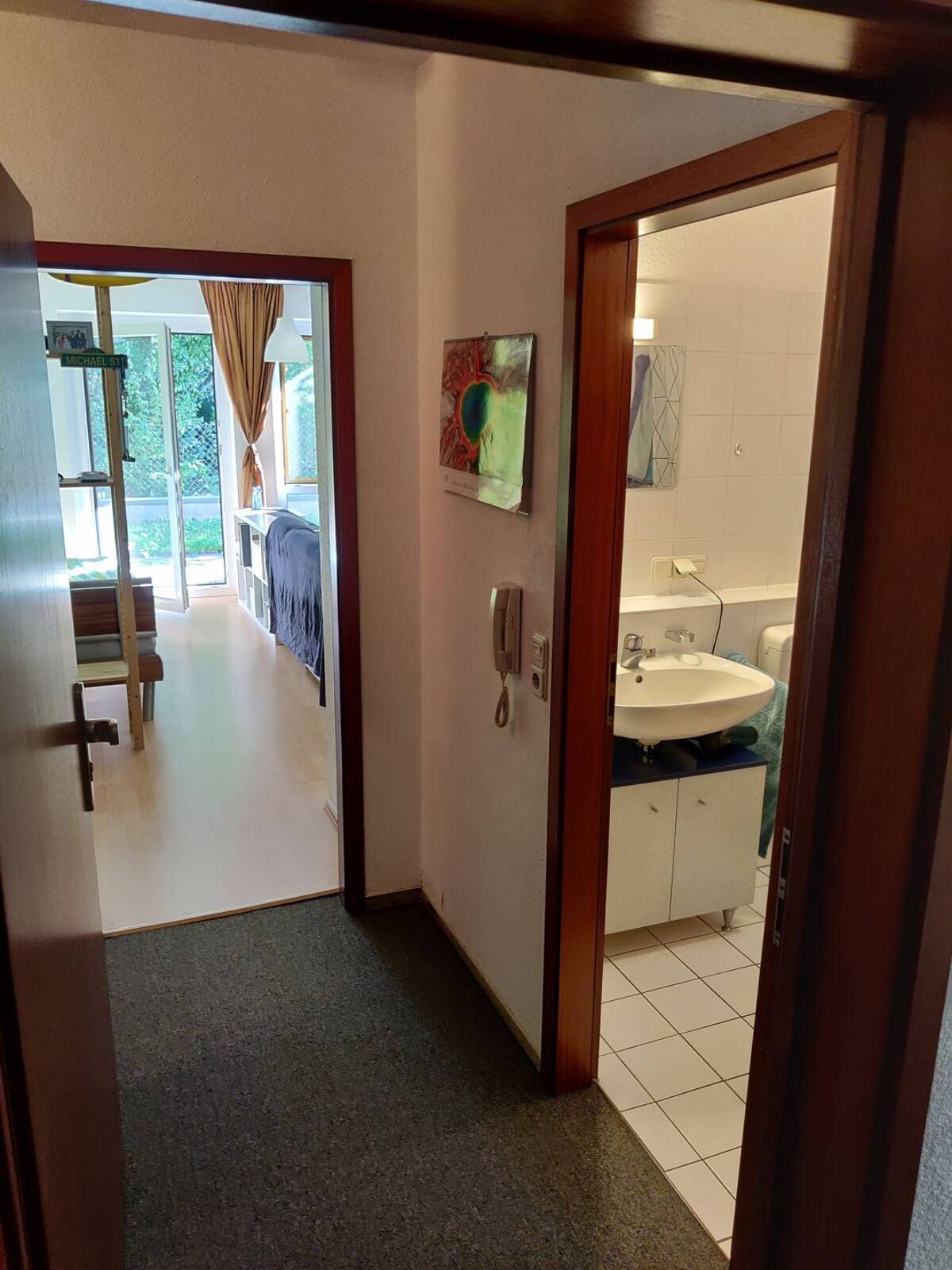 1-Zimmer-Wohnung mit Terrasse in zentraler Lage – 97072 Würzburg – Bild 1 von 8