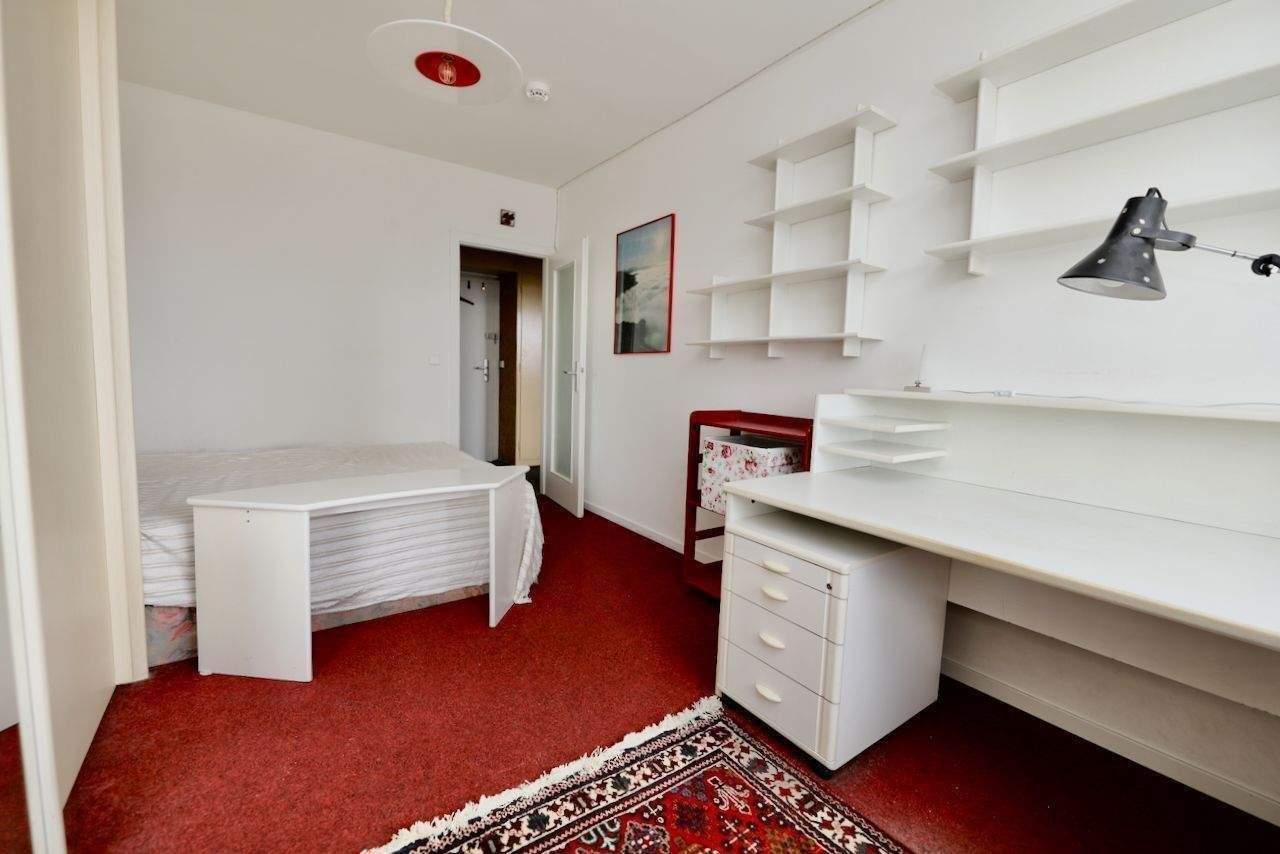 MITTEN IN BERLIN - CITY APARTMENT MIT FAHRSTUHl & LOGGIA - SUPER INFRASTRUKTUR – Berlin – Vorschaubild 4