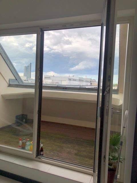 DG Wohnung / ruhig / zentrumsnah / Lift / denkmalgerecht saniert / Loggia – Leipzig – Vorschaubild 9
