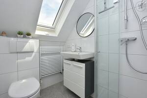 Modern möblierte Wohnung mit Klimaanlage und Terrassenmitnutzung in Heilbronn – 74076 Heilbronn – Vorschaubild 4