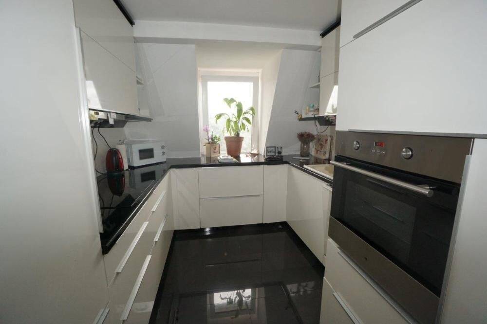 Kompakte Dachwohnung in zentraler Lage – Augsburg – Vorschaubild 4