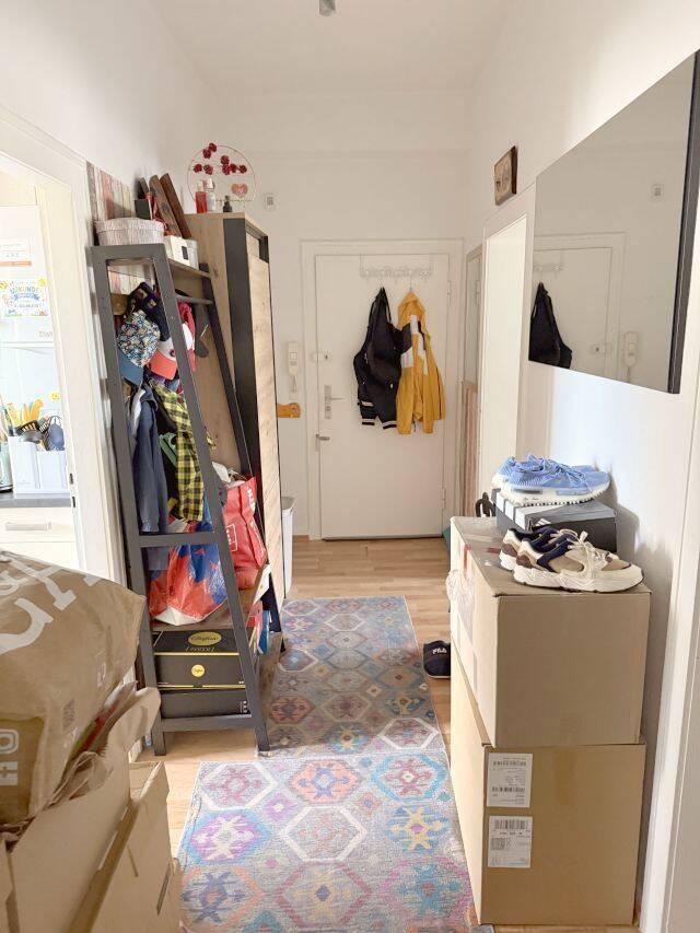 Familienfreundliche 4-Zimmer-Wohnung mit großzügigem Wohnbereich in begehrter Lage von Düsseldorf-Düsseltal – Düsseldorf – Vorschaubild 3