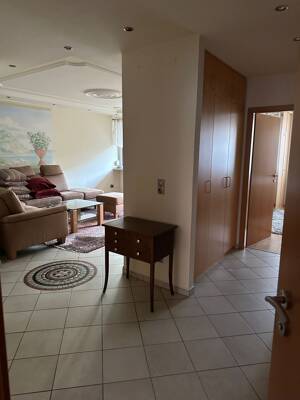 Schöne 4-Zimmer-Wohnung ca. 90qm in bester Lage Würzburg-Lengfeld – 97076 Würzburg – Vorschaubild 2