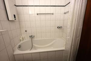 Charmante 4-Zimmer-Wohnung mit 2 Balkonen in Hamburg-Lohbrügge (101,3 m²) – 21033 Hamburg – Vorschaubild 7