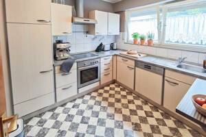 DHH: Familienidyll mit großem Garten, Terrasse und Garage in Bestlage von Heilbronn – 74074 Heilbronn – Vorschaubild 8