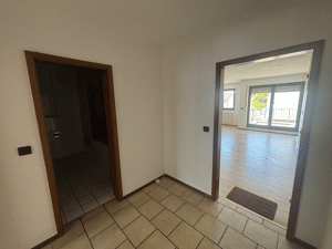 Schöne 2 Zimmer Wohnung direkt am Rhein – 51061 Köln – Vorschaubild 2