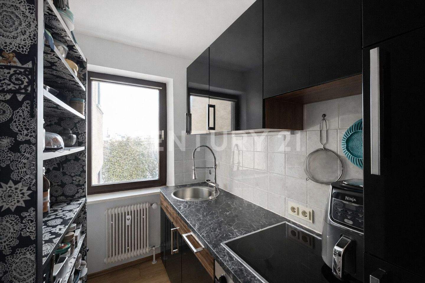 Zeitnah bezugsfertig! Helle 1-Zimmer-Wohnung mit separater Küche und überdachtem Balkon – Regensburg – Vorschaubild 8