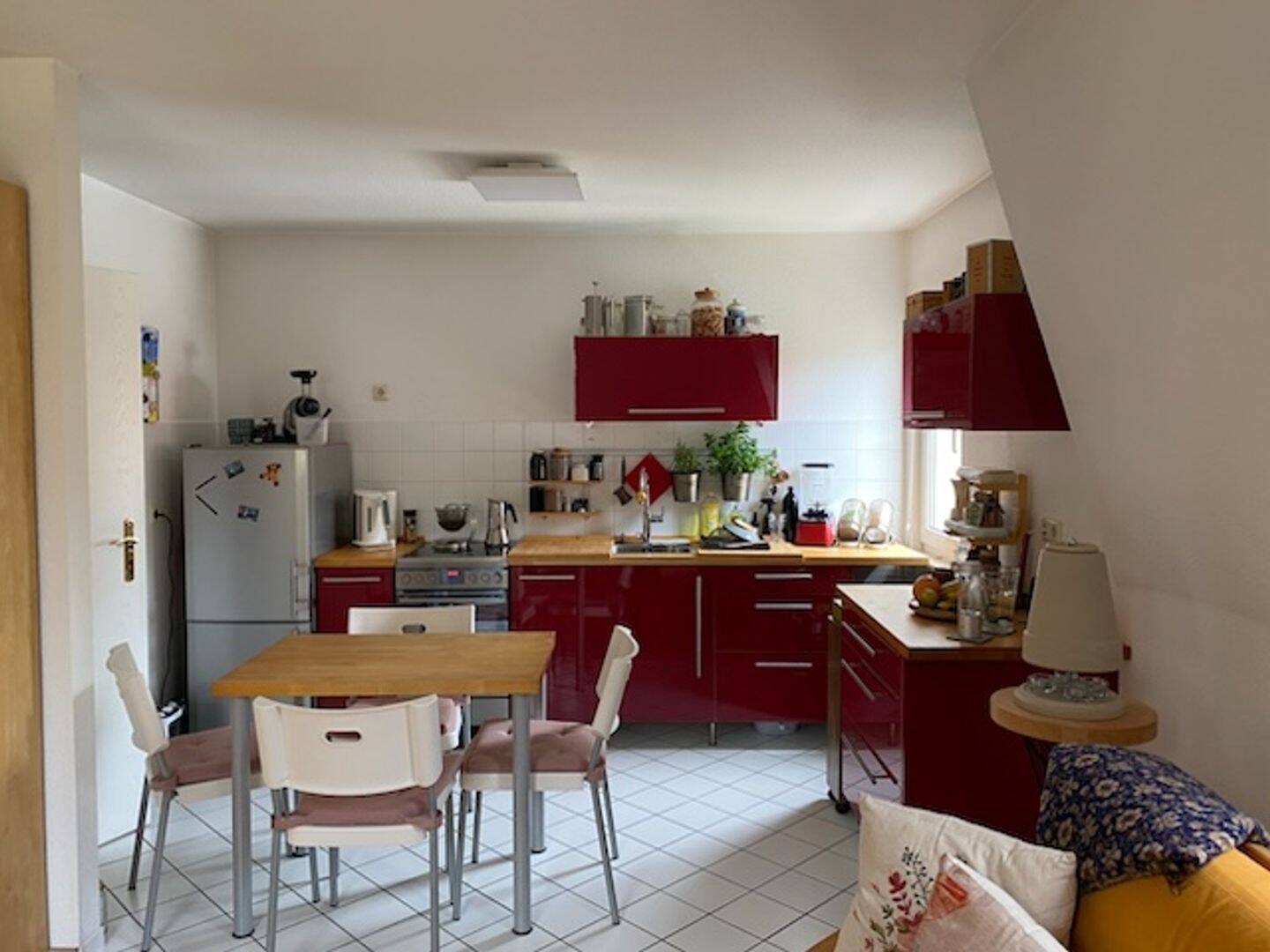 Charmante 2,5 Zimmer-Dachgeschosswohnung mit Balkon und Carport in Dresden-Striesen – Dresden – Vorschaubild 5
