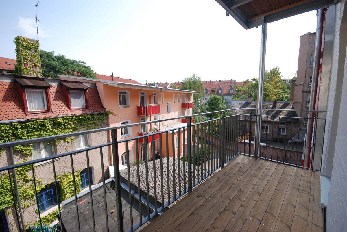 Klein aber fein - Top sanierte 2-Zimmer Wohnung mit großem Balkon!