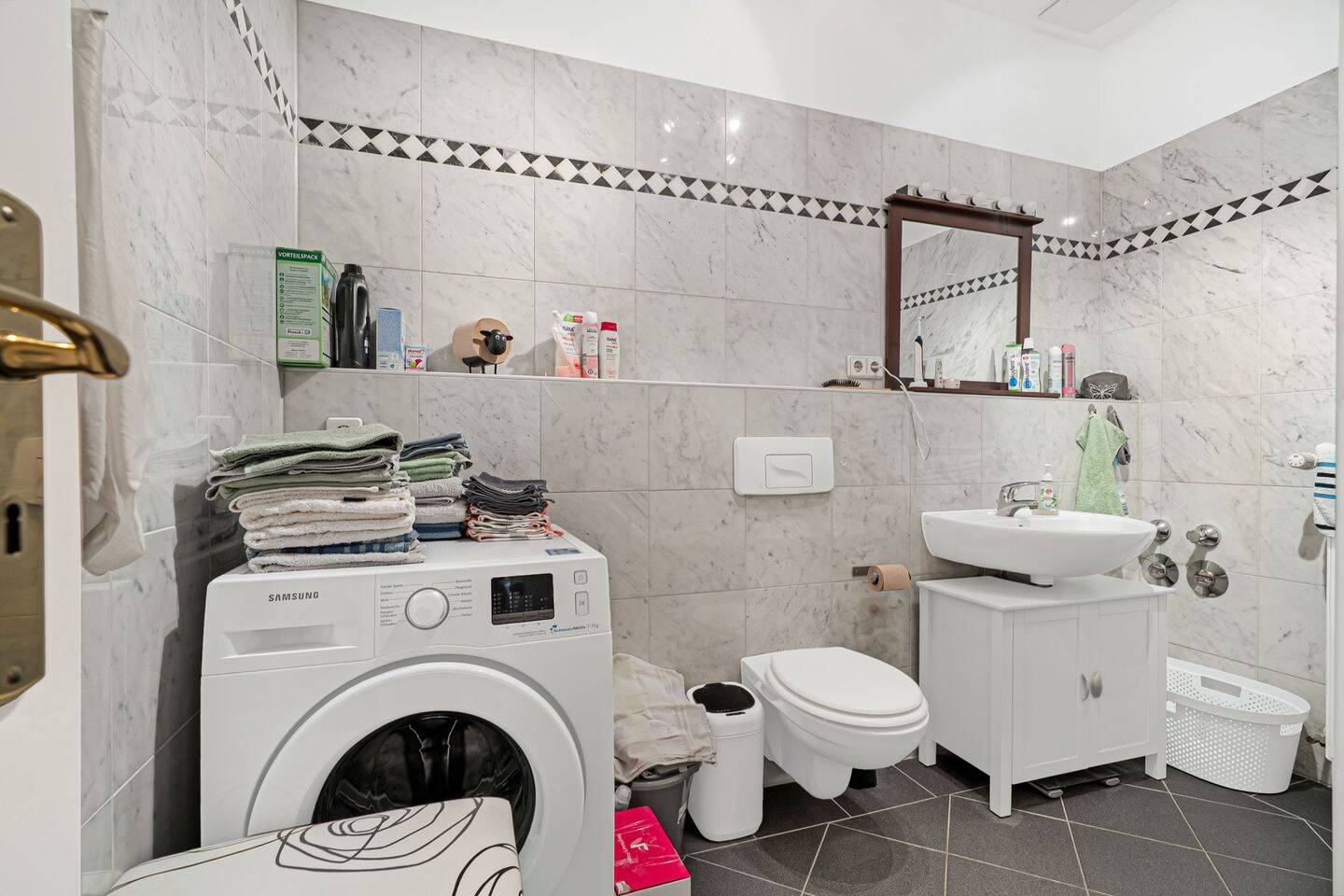 Klassischer Altbau trifft Kapitalanlage - 2-Zimmer-Wohnung mit Potenzial – Berlin – Vorschaubild 8