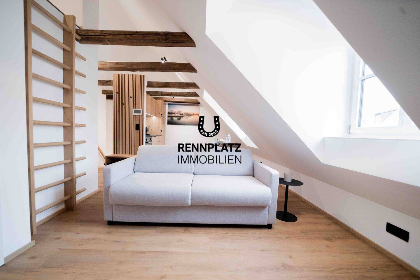 WE5 | Luxuriös möblierte 2-Zimmer-Wohnung mit Domblick. - Ab 1 Monat zu mieten. Frei ab 01.11. – Regensburg – Vorschaubild 2