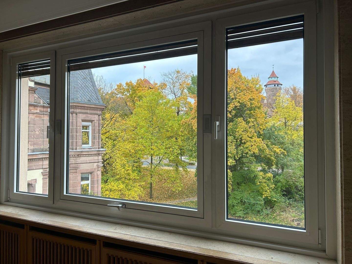 Nürnbergs Bestlage mit Ausblick auf die Burg – Nürnberg – Vorschaubild 2