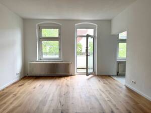 Sofort einziehen: Helle 2-Zimmer-Wohnung mit traumhaftem Balkon! – 13409 Berlin – Vorschaubild 4