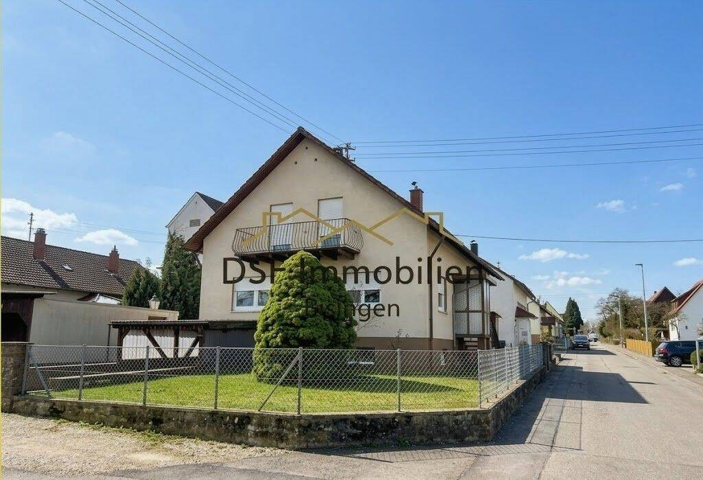 Geräumiges Familienhaus mit 9 Zimmern in Winterlingen (72474) – Winterlingen – Bild 1 von 9