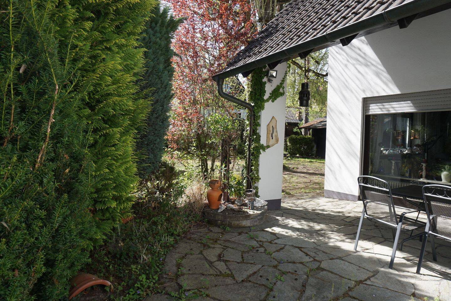 Architektenhaus mit großem Grundstück und vielfältigen Nutzungsmöglichkeiten / Haus kaufen – Schwabach – Vorschaubild 5