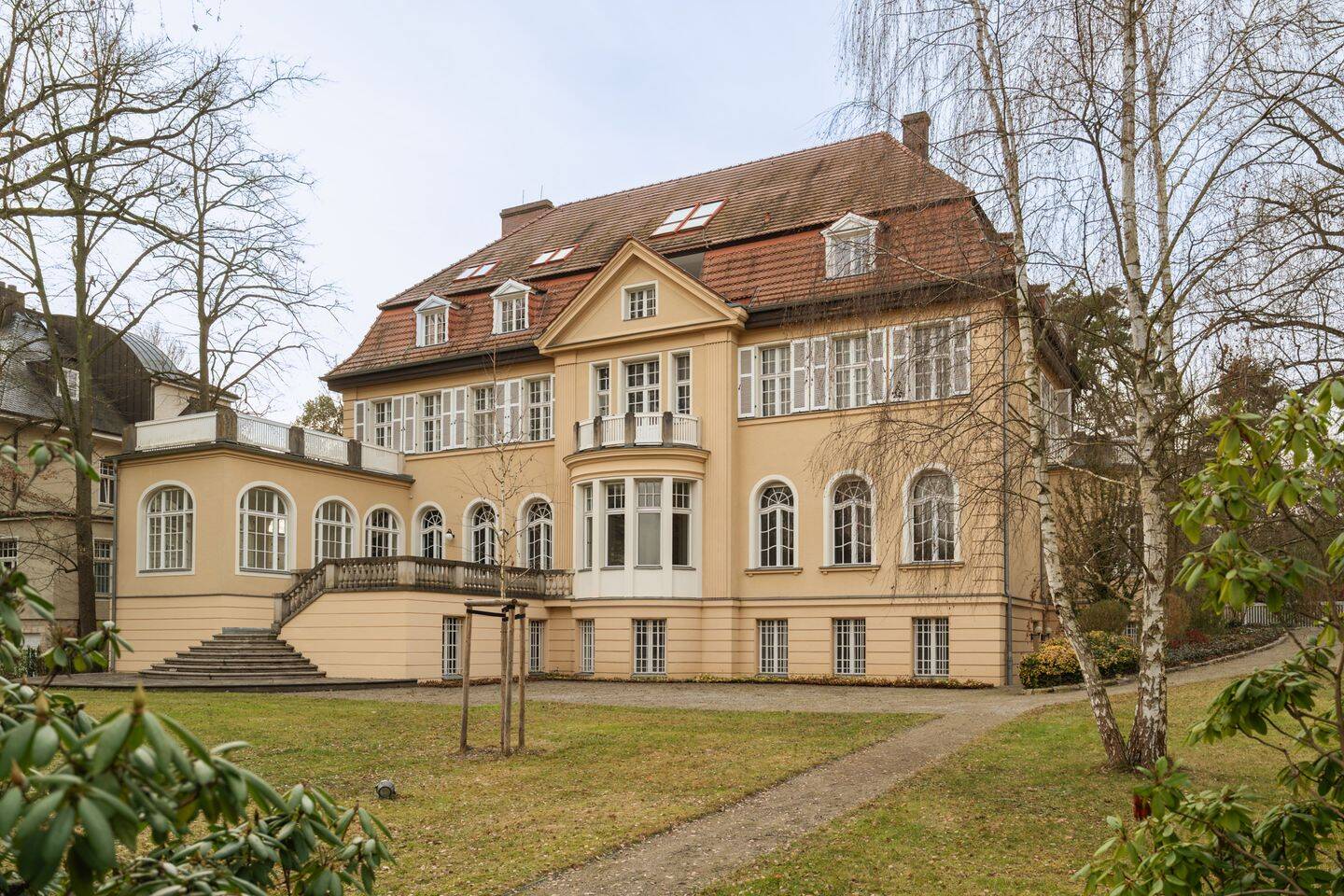Villenensemble am Kleinen Wannsee - Historische Eleganz auf parkähnlichem Wassergrundstück – Berlin – Vorschaubild 3