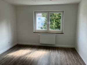 Eine schöne 2-Zimmer-Wohnung wartet auf Sie! – 34128 Kassel – Vorschaubild 4