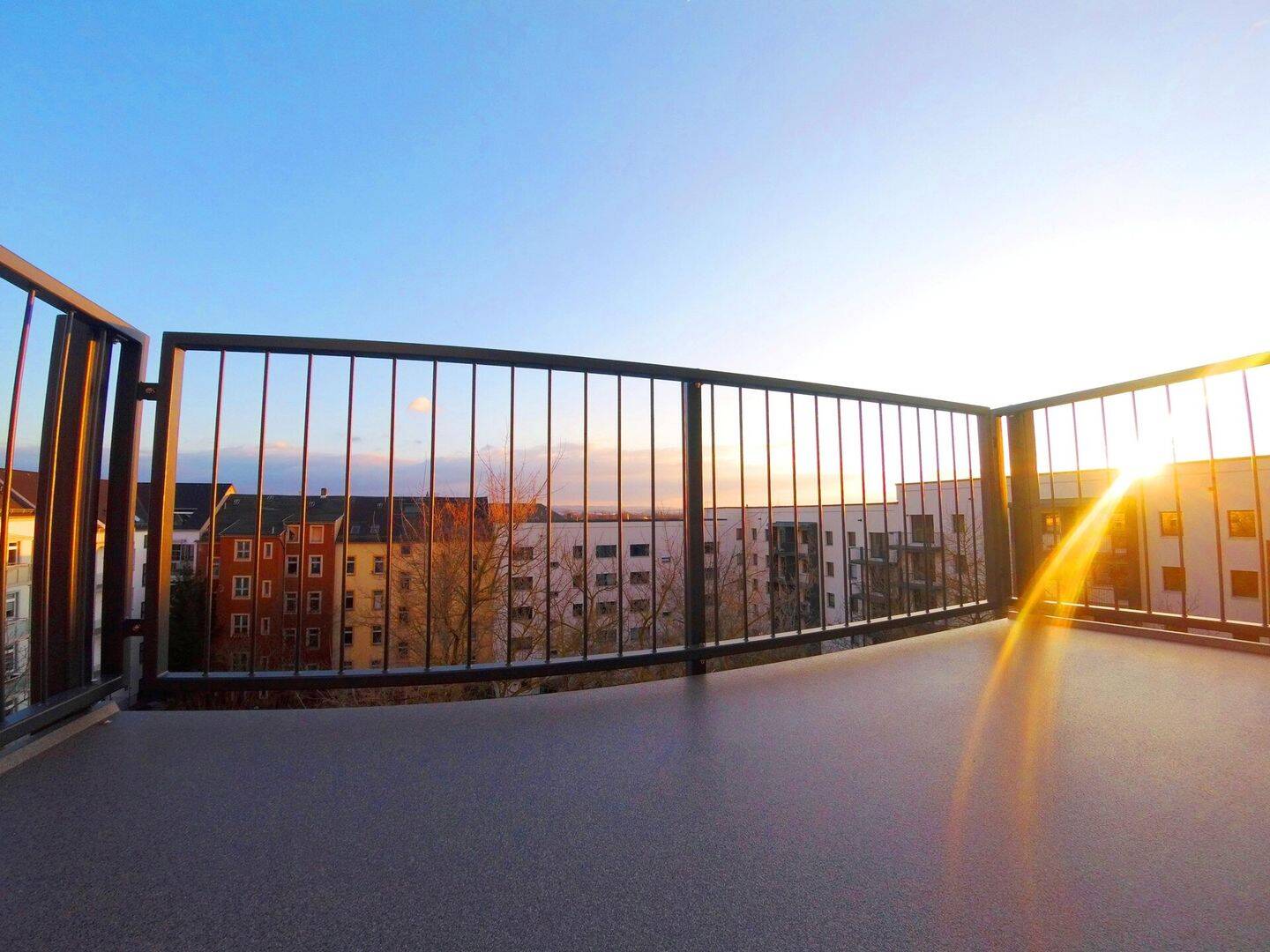 Stilvolle 2-Zimmer-Wohnung mit Balkon - modern saniert & mit gehobener Ausstattung zu vermieten – Chemnitz – Vorschaubild 8