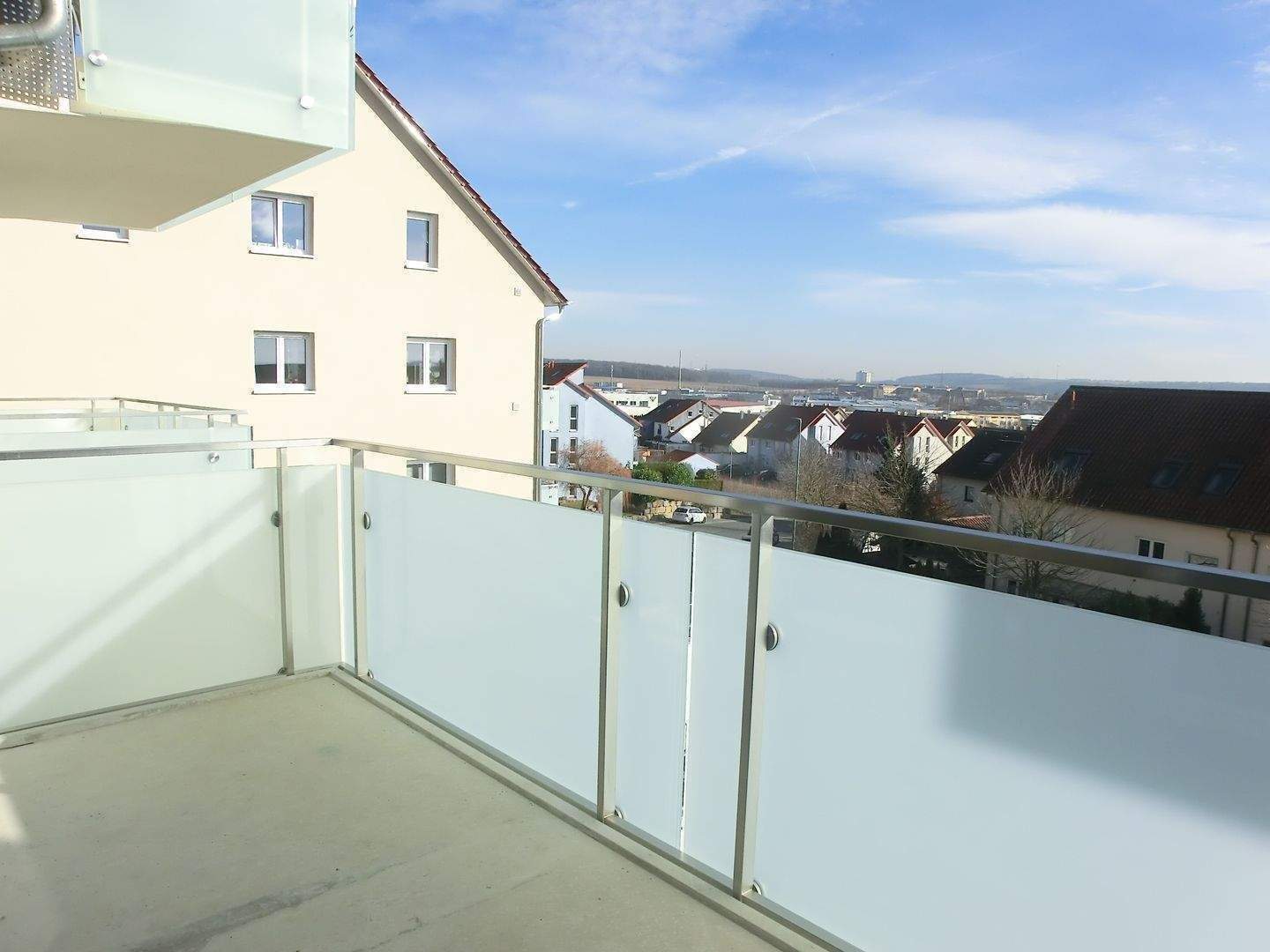 2-Zi. ETW mit EBK, Balkon (barrierefrei) – Würzburg – Bild 1 von 7