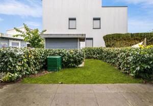 Bremen-Oberneuland: Einfamilien-Reihenhaus mit Dachterrasse und Carport – 28355 Bremen – Vorschaubild 2