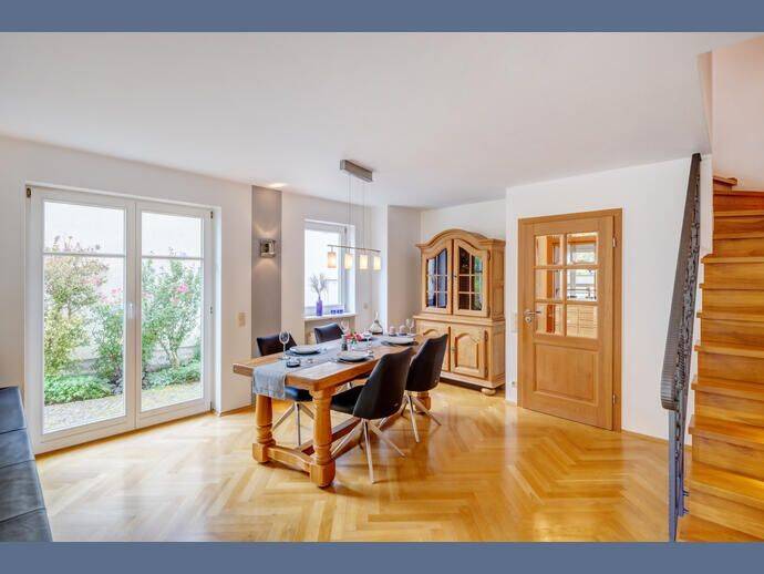 Möbliert: Maisonette mit Garten - Wohnen wie im Haus – München – Vorschaubild 2