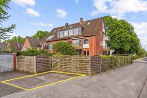 Hamburg-Wandsbek: Hochparterre mit Stellplatz, Balkon & Gartenanteil – 22041 Hamburg – Vorschaubild 4