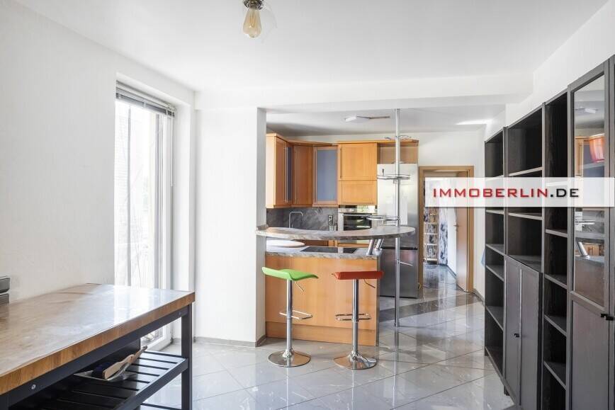 IMMOBERLIN.DE - Charaktervolles Ein-/Zweifamilienhaus mit Südwestterrasse, Innenhof & Garage – Treuenbrietzen – Vorschaubild 2