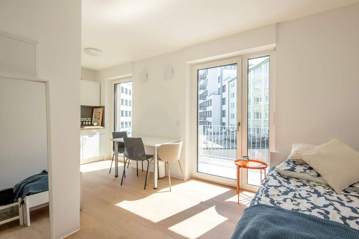 Jetzt SUMMER DEAL sichern: Möbliertes 1-Zimmer Apartment in zentraler Lage | WE 0.08 – Nürnberg – Vorschaubild 5