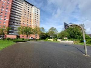 Familienfreundliche 4-Zimmer-Wohnung in Bremen Mit Kinderspielplatz – 28779 Bremen – Vorschaubild 3