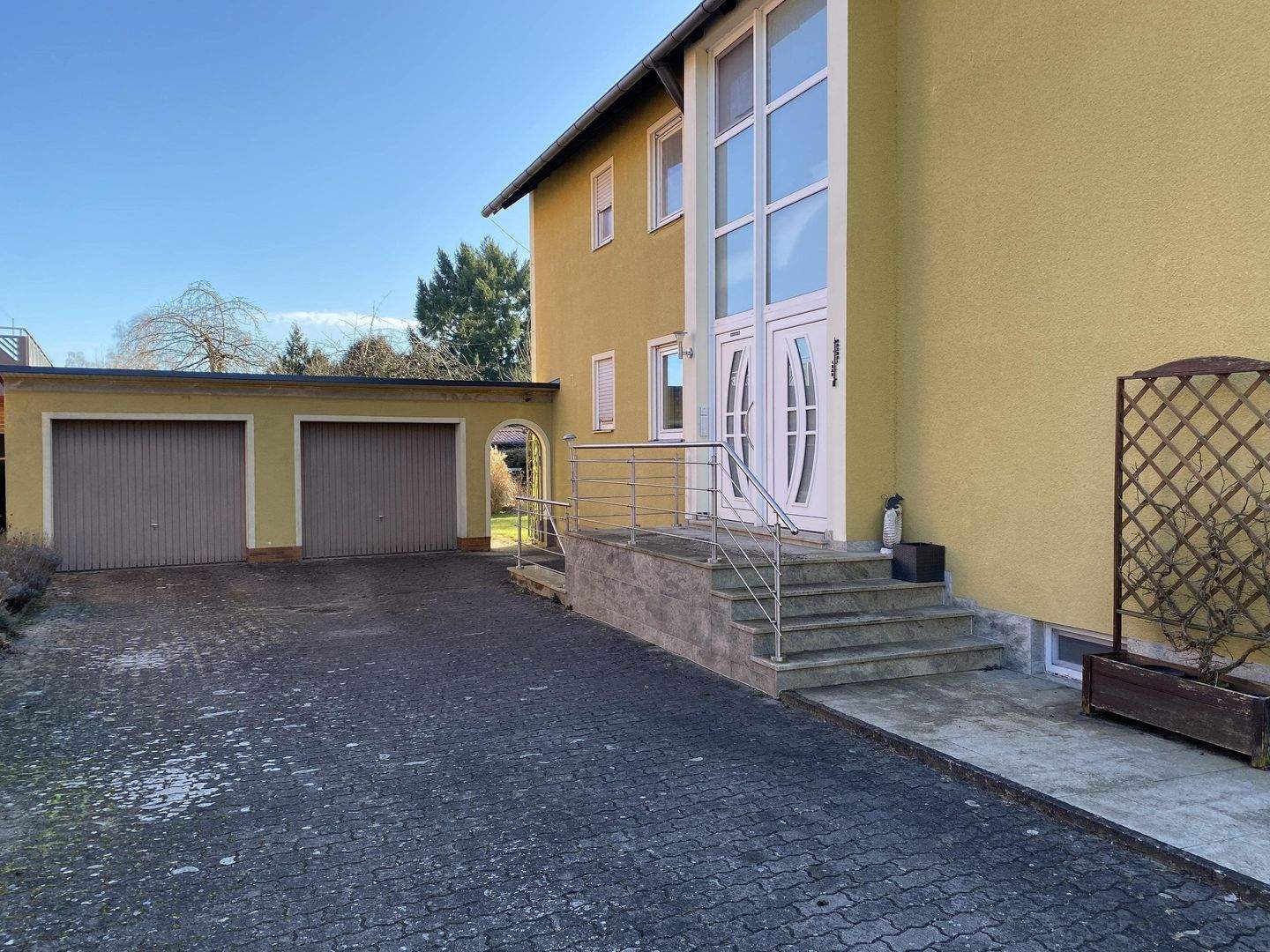 Vielseitiges Ein- oder Zweifamilienhaus mit großem Grundstück - OT Großohrenbronn – Dentlein am Forst – Vorschaubild 3