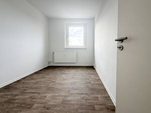 Stadtblick vom Stadtrand, unbezahlbare Aussicht - Erstbezug nach Sanierung – 39116 Magdeburg – Vorschaubild 7