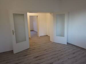 Top 2 1/2 Zimmer Wohnung mit Gartennutzung – 47169 Duisburg – Vorschaubild 2