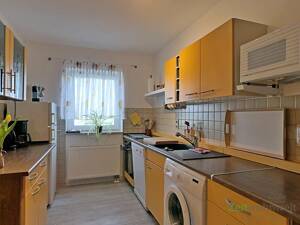 (EF0761_M) Dresden: Schönfeld, schöne möblierte Maissonette-Wohnung mit Gäste-WC, großer Terrasse und PKW-Stellplatz – 1328 Dresden – Vorschaubild 4