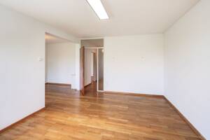 Hadern: Gut geschnittene 2-Zimmer Wohnung mit Wintergarten - frei – 81375 München – Vorschaubild 3