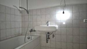 Etwas besonderes: individuelle 3,5-Zimmer-Wohnung – 44359 Dortmund – Vorschaubild 7