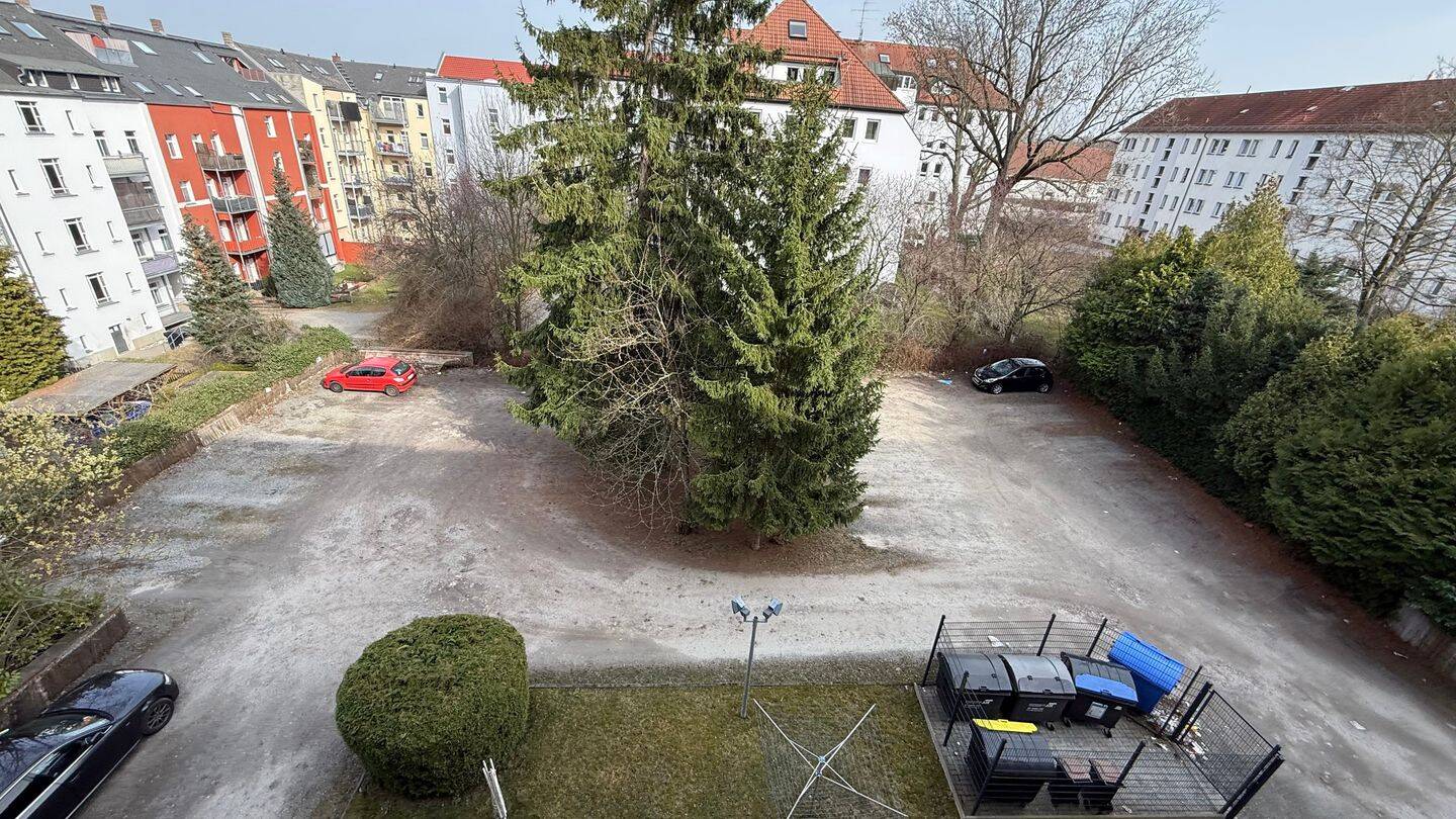 Whg. im 1. OG und 3.OG + Fußbodenheizung + Balkon am Wohnzimmer – Chemnitz – Vorschaubild 8