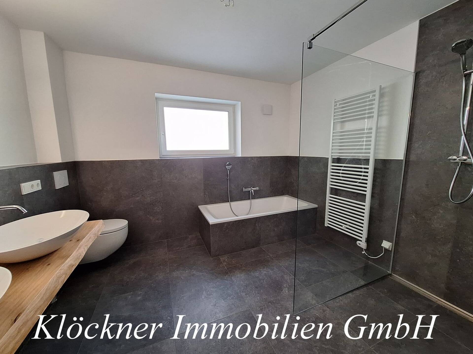 Terrassenwohnung in 66133 Saarbrücken mit 115 m² kaufen