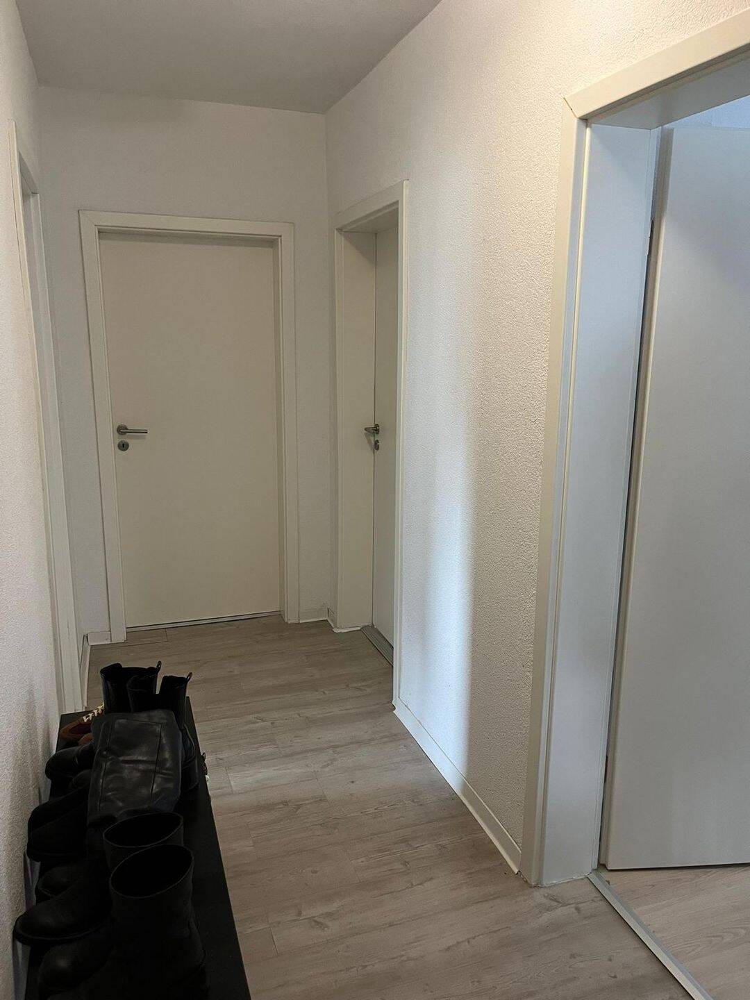 Helles, großes WG Zimmer in 4er-Frauen Studented WG mit großer Küche – Heilbronn – Vorschaubild 8