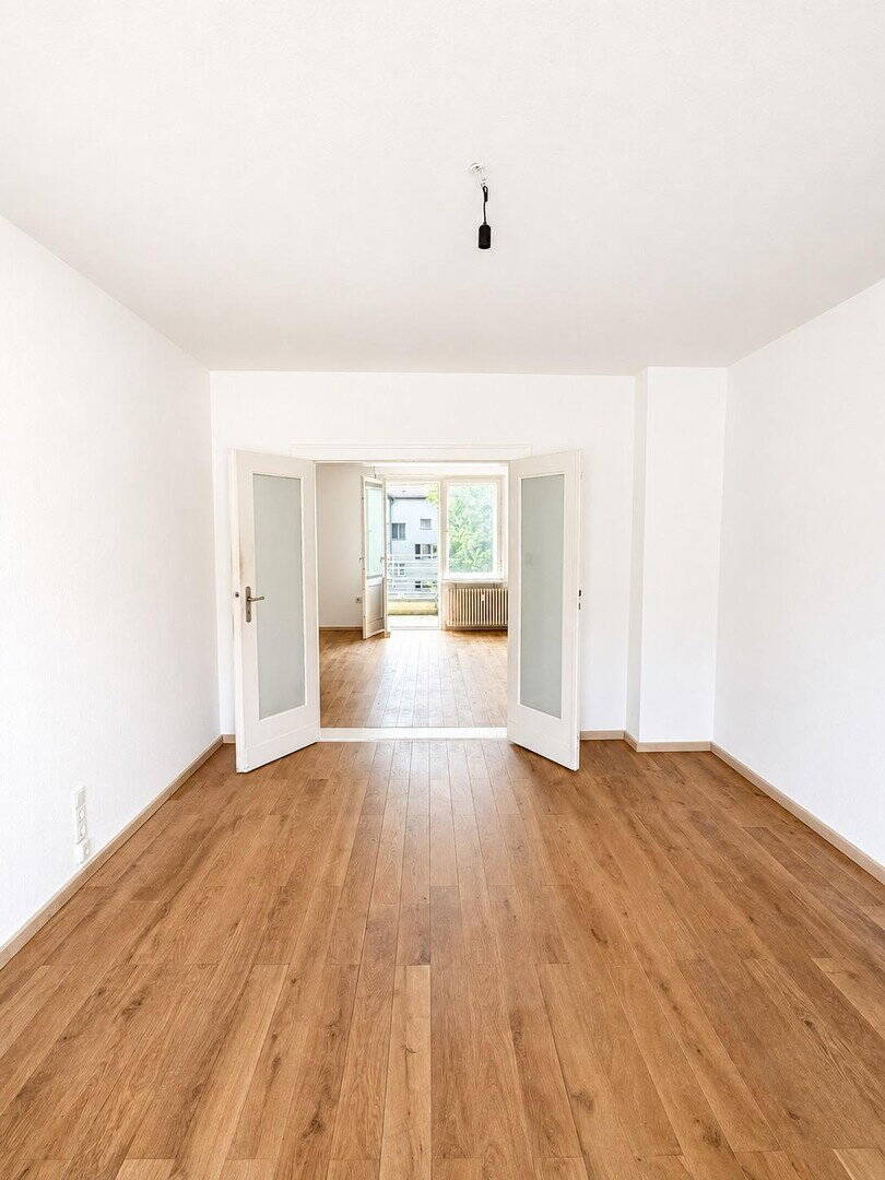 Schöne und Bezugsfreie 3-Zimmer-Eigentumswohnung mit Balkon