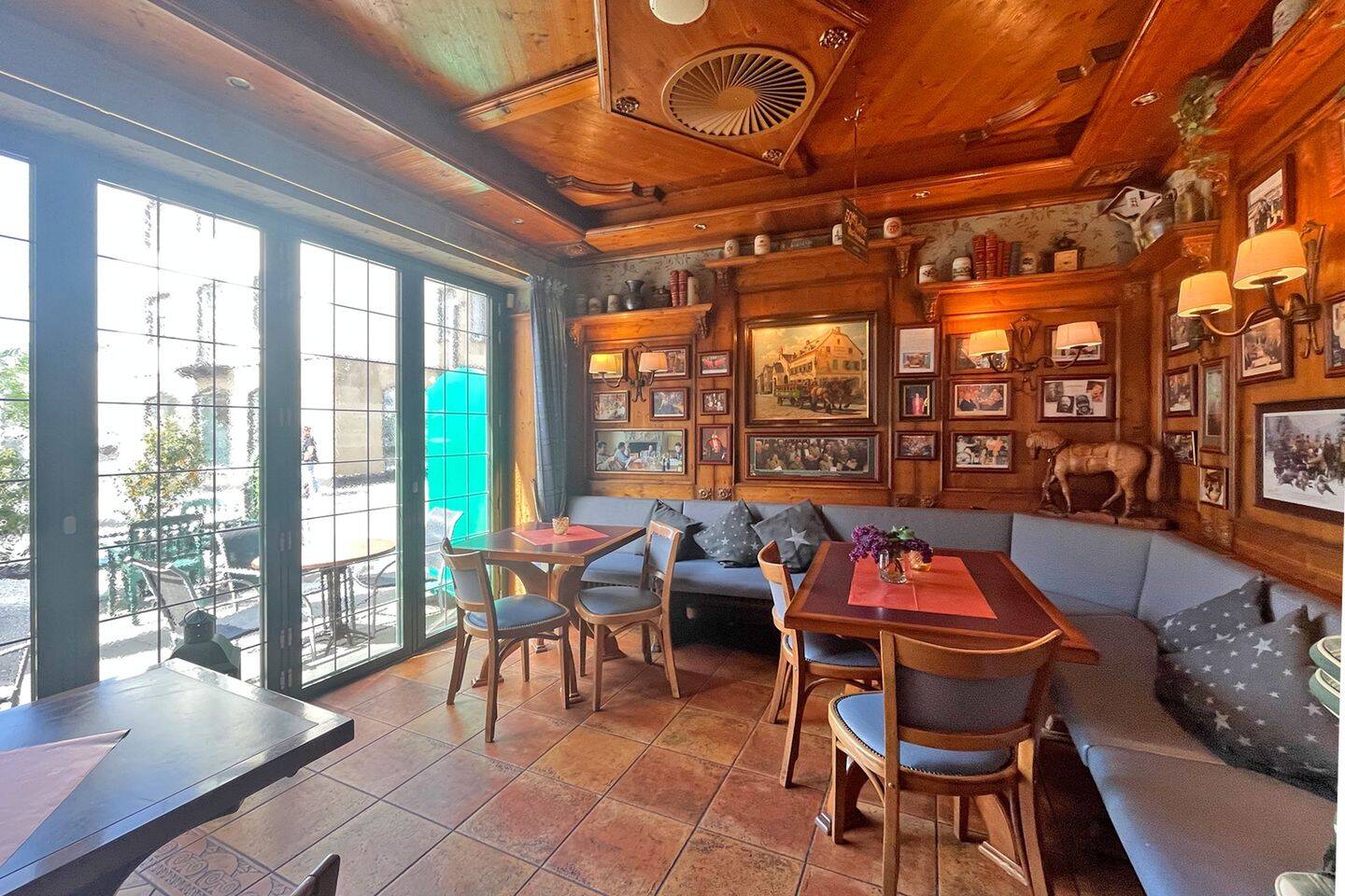 Etabliertes Restaurant in Top-Innenstadtlage mit Betreiberwohnung – Oberstedem – Vorschaubild 4