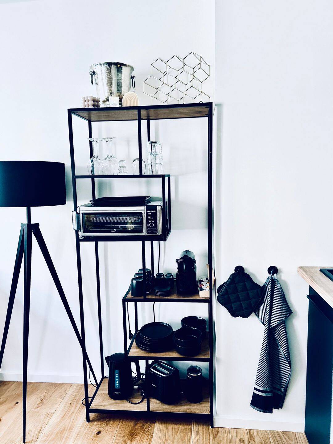 Möbliertes 1-Zimmer-Apartment Düsseldorf-Pempelfort | All-in 999 € | sofort frei – Düsseldorf – Vorschaubild 5