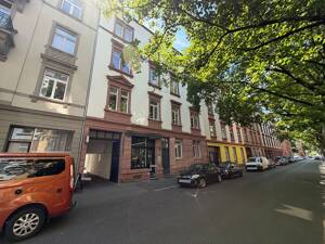 Attraktives Ensemble im Frankfurter Nordend- Denkmalgeschütztes Vorder- und Hinterhaus mit Potenzial – 60316 Frankfurt am Main – Vorschaubild 8