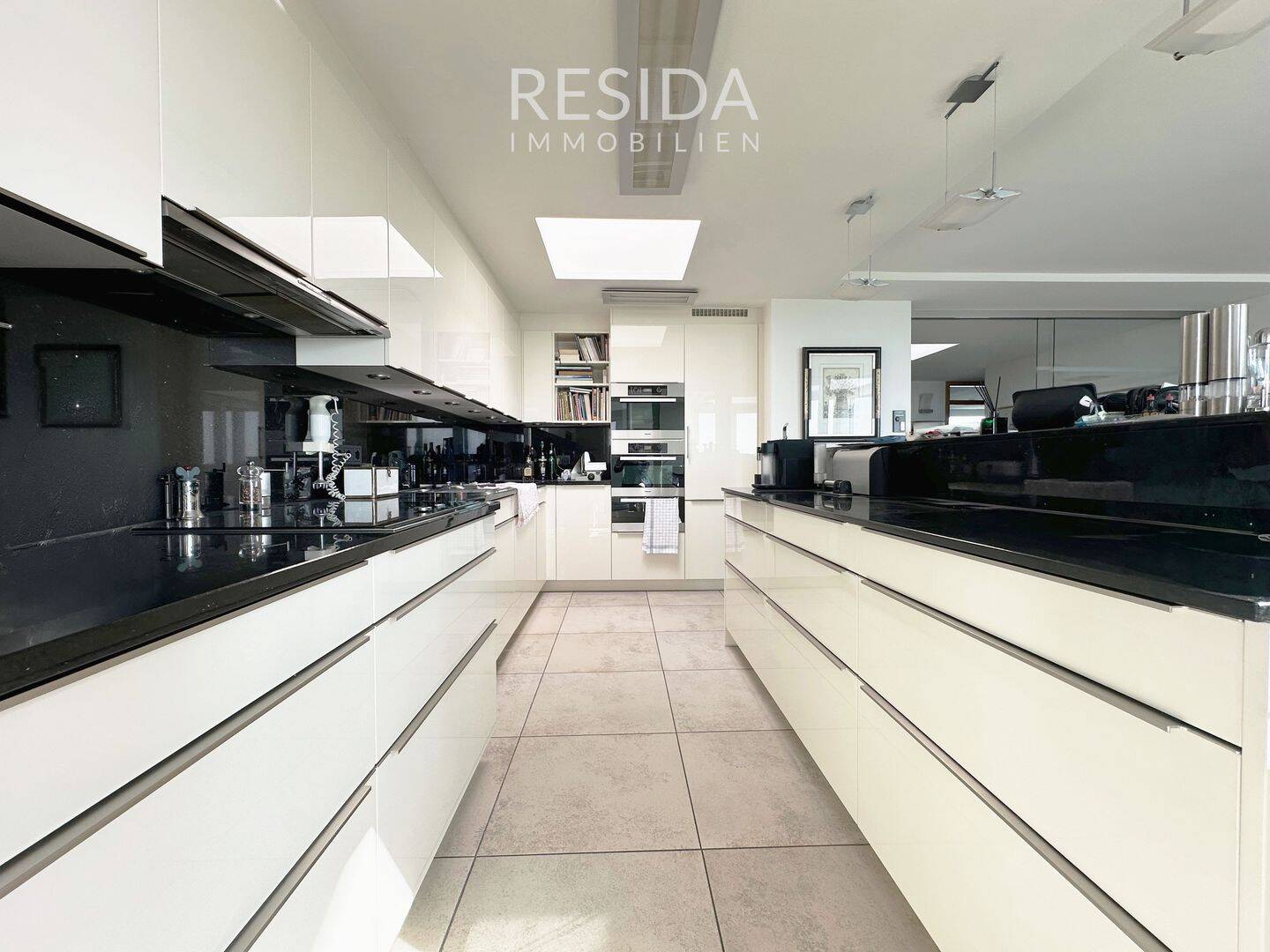Exklusives Penthouse im 20. OG mit Panorama-Wintergarten, Klima, EBK & TG-Stellplatz – Stuttgart – Vorschaubild 8