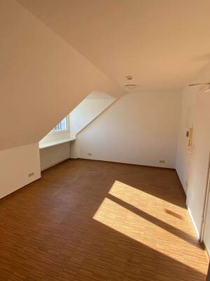 Helles Dachgeschoss-Apartment in zentraler Lage – 54290 Trier – Vorschaubild 2