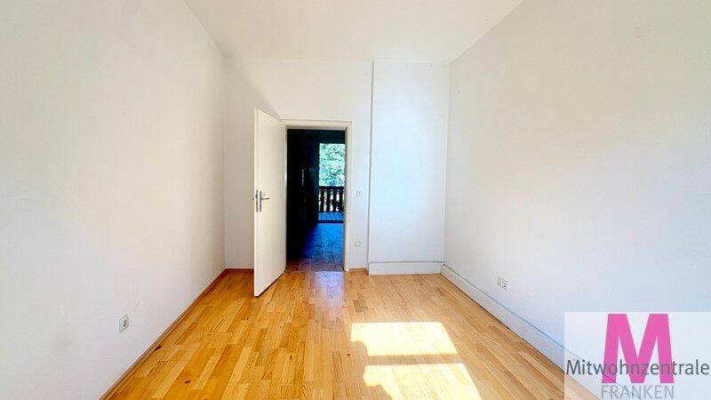 Stilvolle 3-Zimmer-Altbauwohnung mit großem Balkon in begehrter Lage von St. Johannis – Nürnberg – Vorschaubild 3
