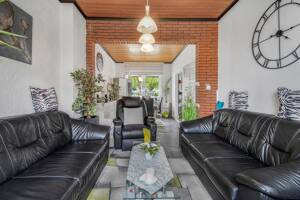 Bremen-Walle: Makelloses Reihenendhaus mit lichtdurchfluteten Räumen, Garten und Garage – 28219 Bremen – Vorschaubild 3