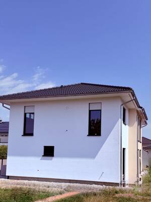 ab Dez. 26 Erstbezug 4-Zimmer Wohnungen mit Garten im Zweifamilienhaus Zur alten Gärtnerei – 4827 Machern – Vorschaubild 4