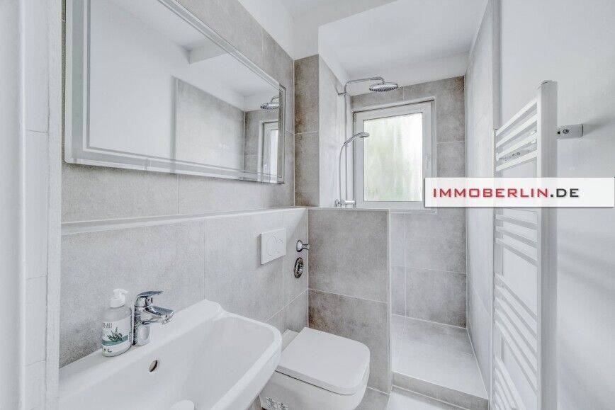 IMMOBERLIN.DE - 2026 komplett sanierte Wohnung mit ruhiger Balkonloggia in exzellenter Südwestlage – Berlin – Vorschaubild 5