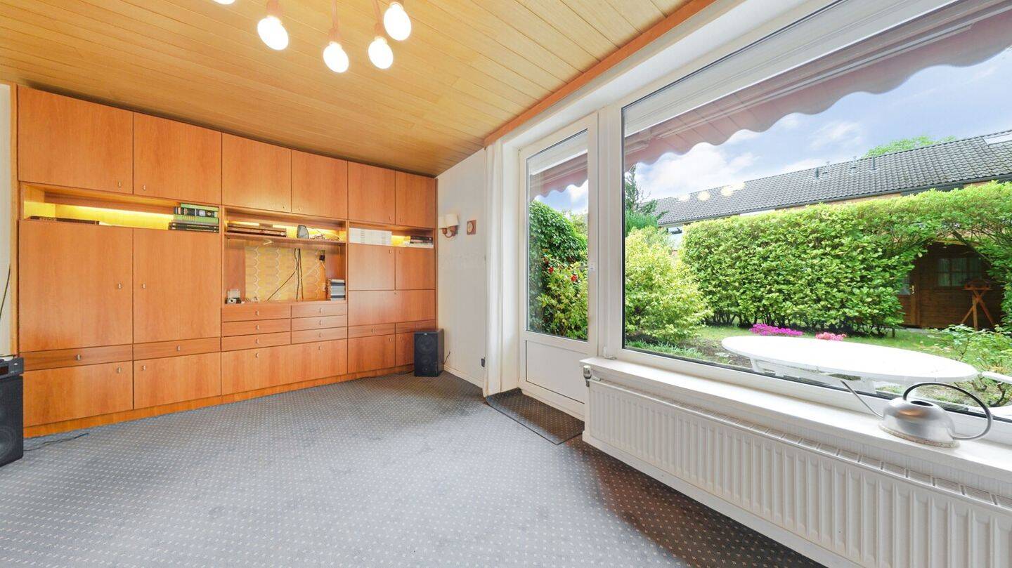 Familienfreundliches Reihenmittelhaus mit Westgarten und Sonnen-Terrasse – Hamburg – Vorschaubild 3